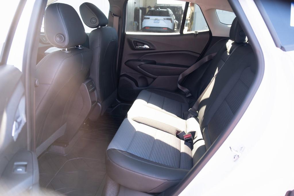 new 2025 Chevrolet Trax car, priced at $24,095