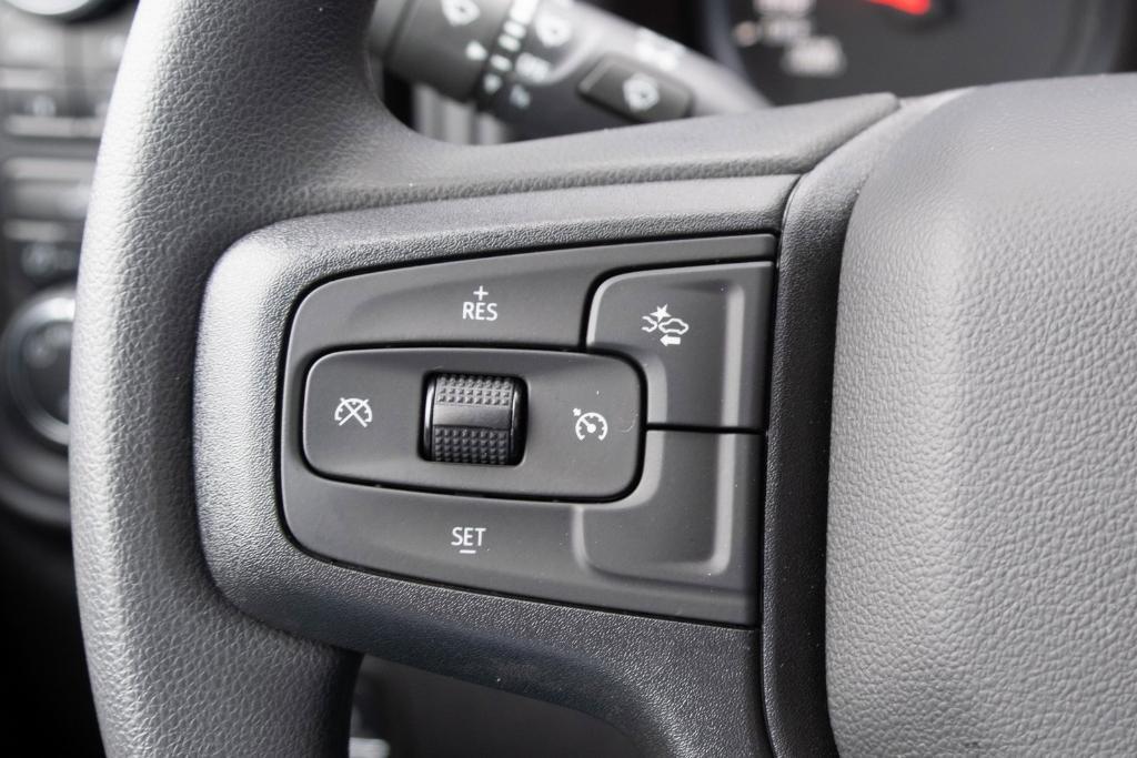 new 2025 Chevrolet Silverado 1500 car, priced at $43,670
