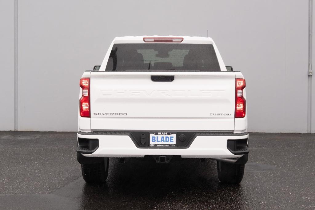 new 2025 Chevrolet Silverado 1500 car, priced at $43,670