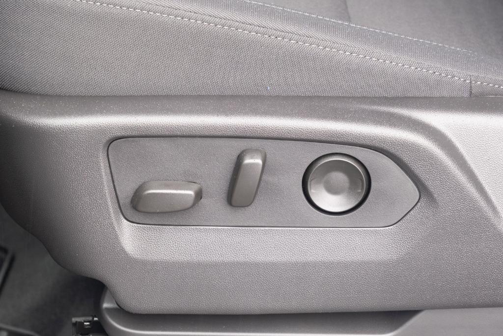 new 2025 Chevrolet Silverado 1500 car, priced at $43,670