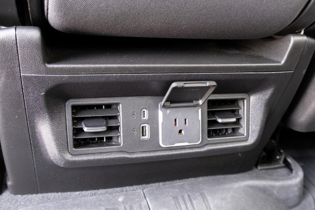 used 2024 Chevrolet Silverado 1500 car, priced at $43,500