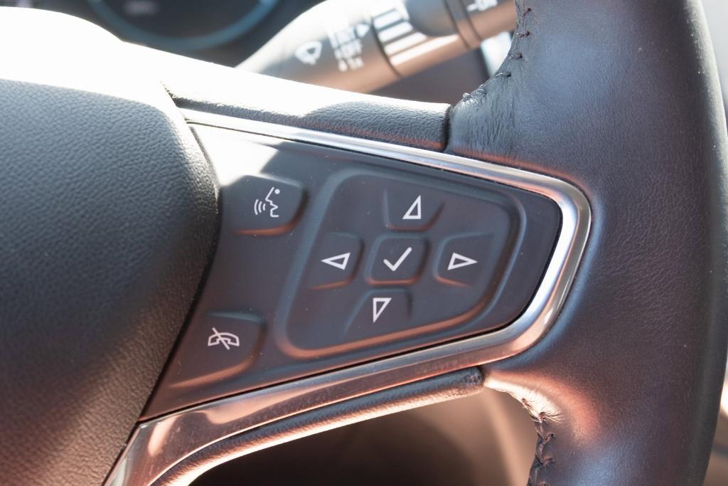 used 2018 Chevrolet Equinox car, priced at $16,880