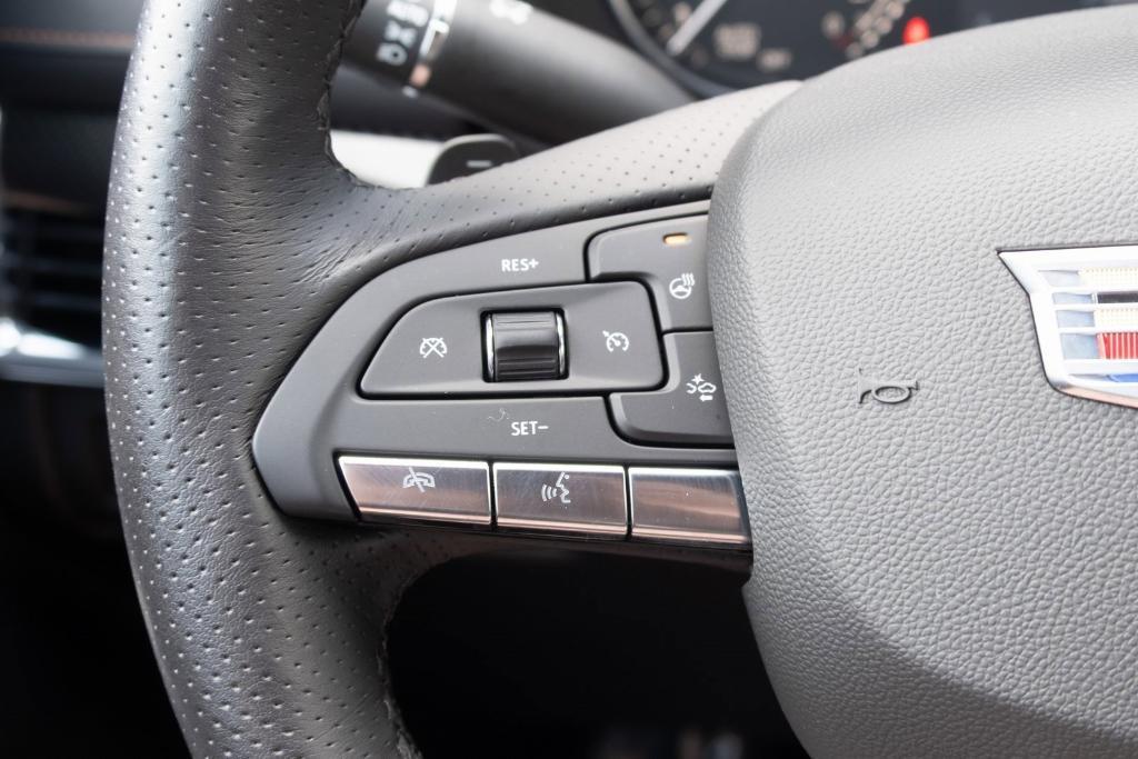 used 2023 Cadillac XT4 car, priced at $33,792