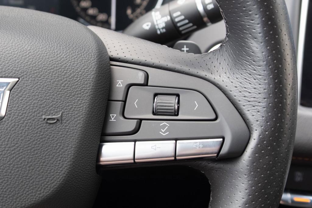 used 2023 Cadillac XT4 car, priced at $33,792