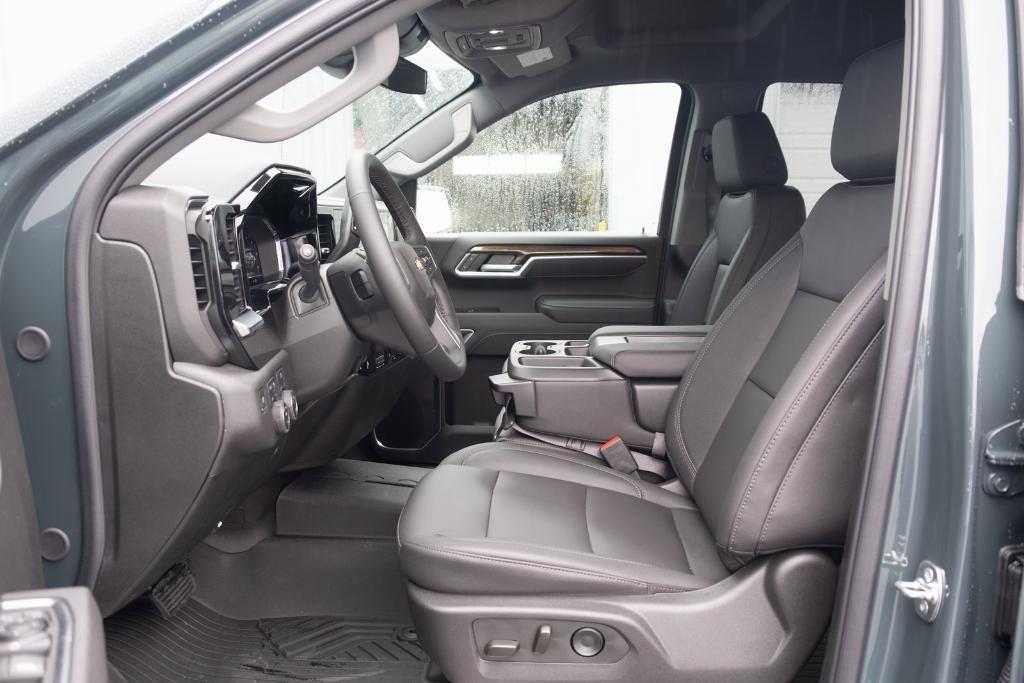 new 2025 Chevrolet Silverado 1500 car, priced at $54,080