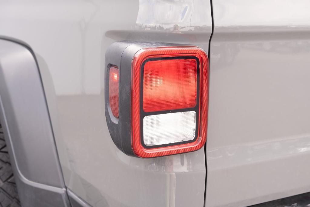 used 2020 Jeep Gladiator car, priced at $32,500