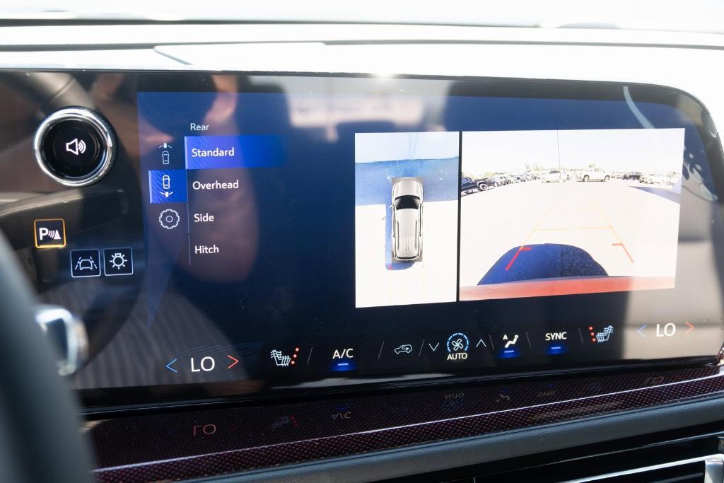 new 2025 Chevrolet Traverse car, priced at $55,345