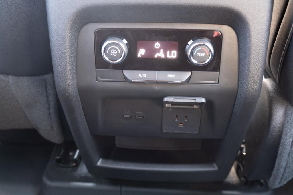 new 2025 Chevrolet Traverse car, priced at $55,345