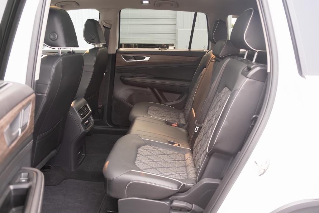 used 2024 Volkswagen Atlas car, priced at $40,200