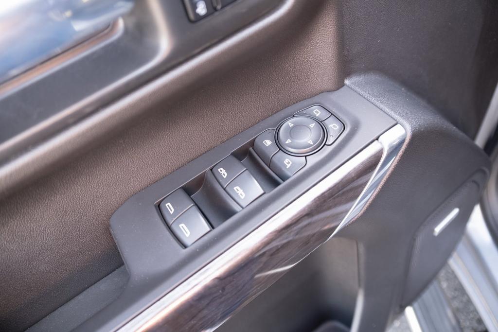used 2020 Chevrolet Silverado 1500 car, priced at $33,900