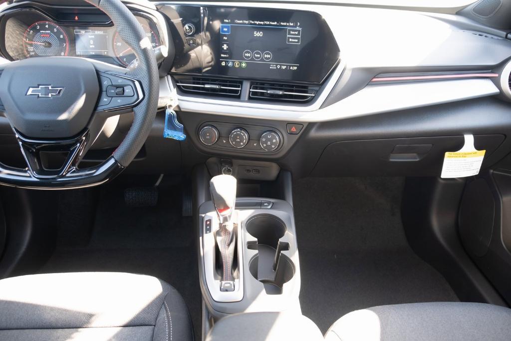 new 2025 Chevrolet Trax car, priced at $25,175
