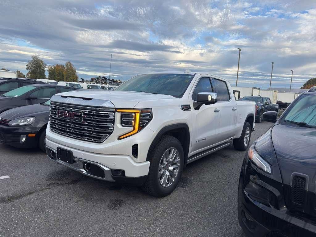 used 2024 GMC Sierra 1500 car, priced at $59,817