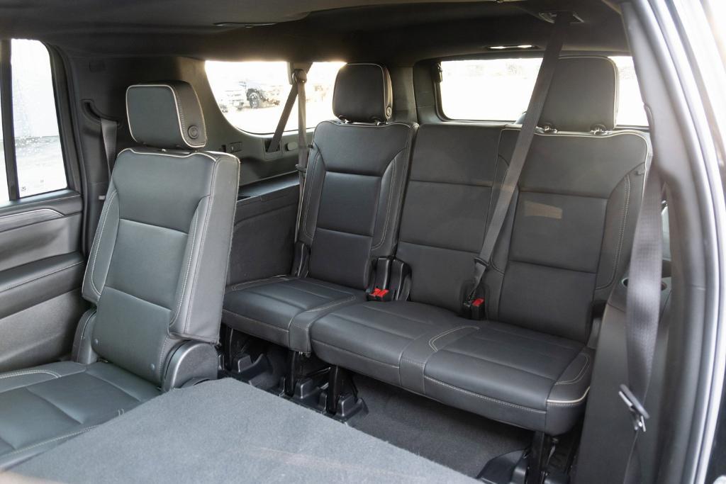 used 2023 GMC Yukon XL car, priced at $59,428