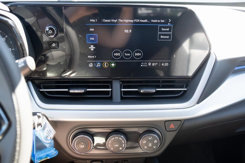 new 2025 Chevrolet Trax car, priced at $22,385