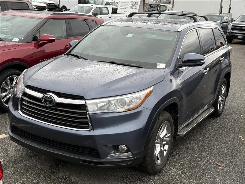 used 2015 Toyota Highlander car, priced at $19,900