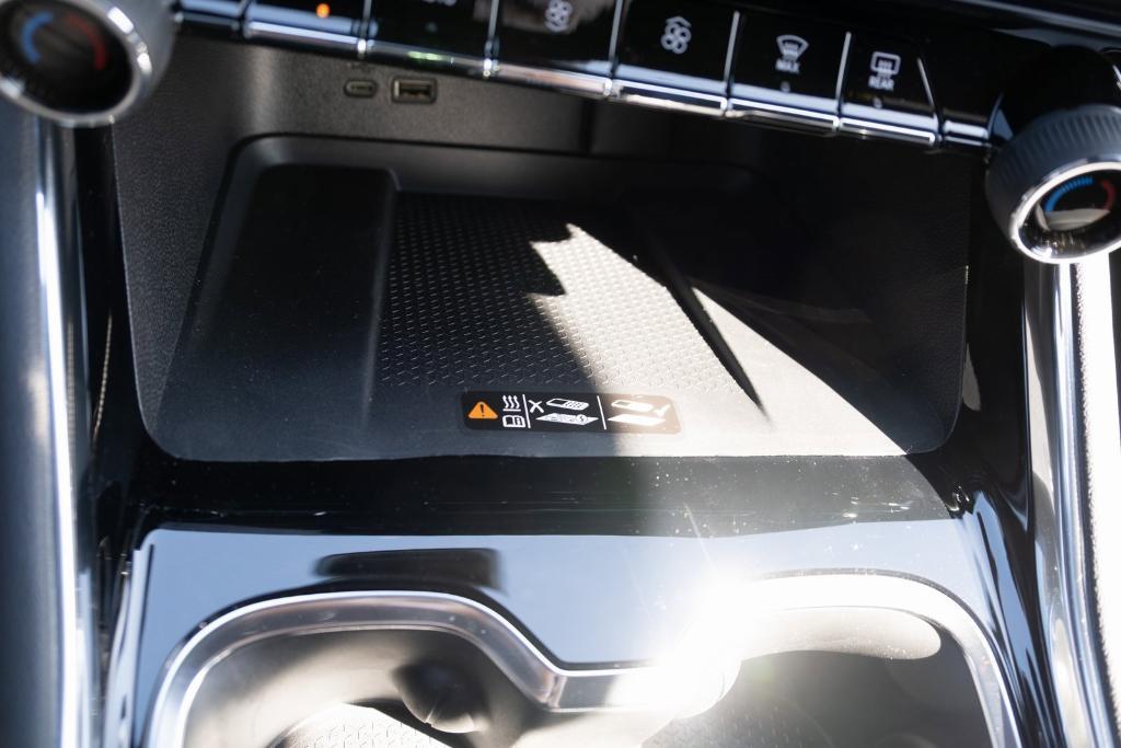 new 2025 Chevrolet Traverse car, priced at $48,340