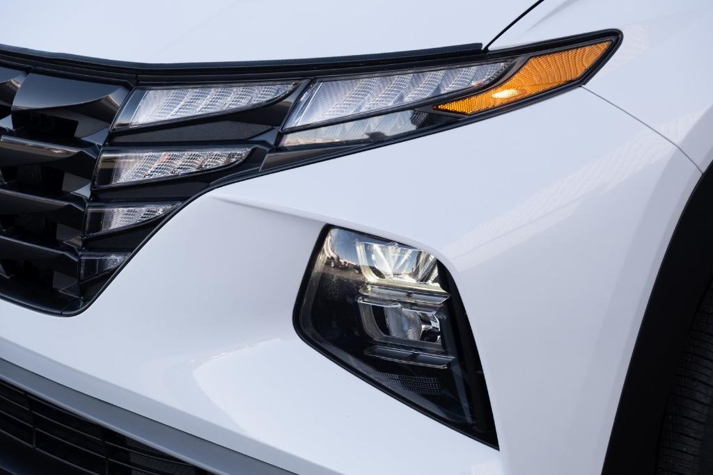 used 2024 Hyundai TUCSON Hybrid car, priced at $26,600