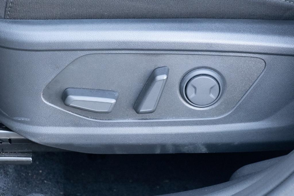used 2024 Hyundai TUCSON Hybrid car, priced at $26,600