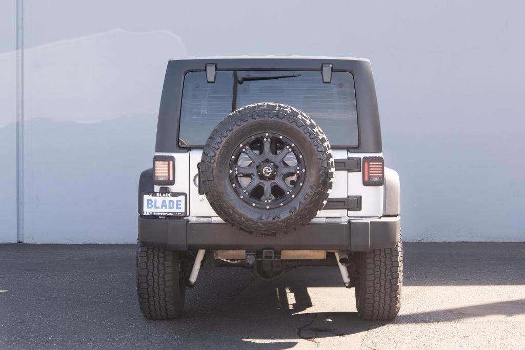 used 2012 Jeep Wrangler Unlimited car, priced at $15,250