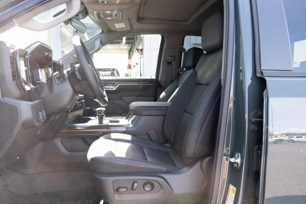 new 2025 Chevrolet Silverado 1500 car, priced at $62,190