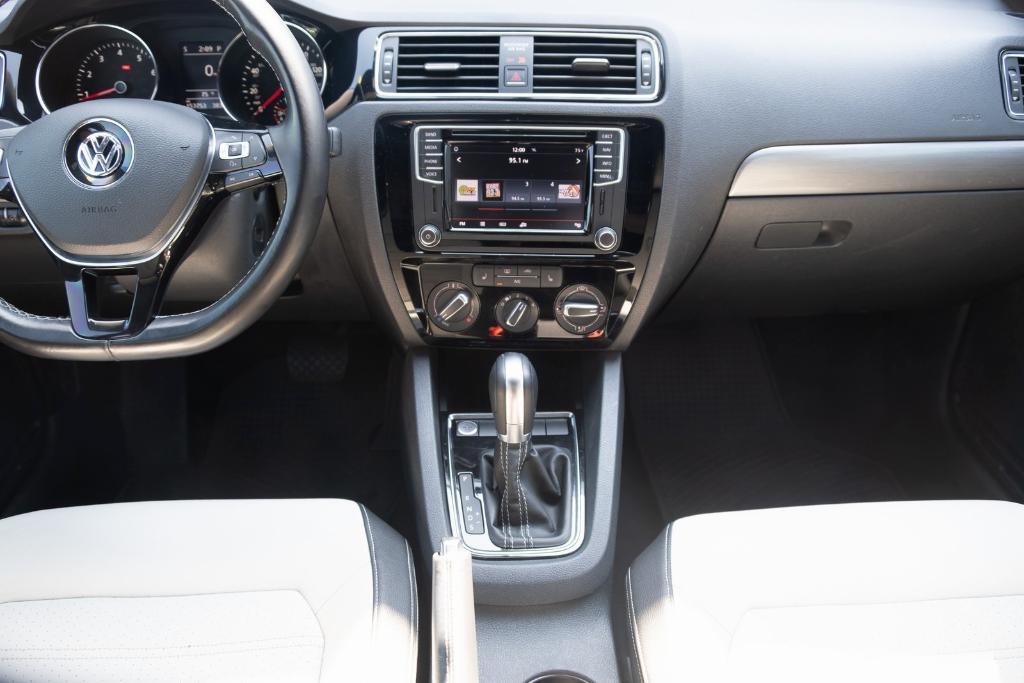 used 2016 Volkswagen Jetta car, priced at $6,500