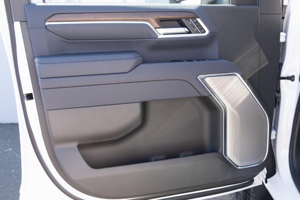 new 2025 Chevrolet Silverado 2500 car, priced at $85,115