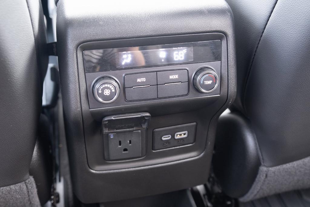 used 2023 GMC Acadia car, priced at $33,950