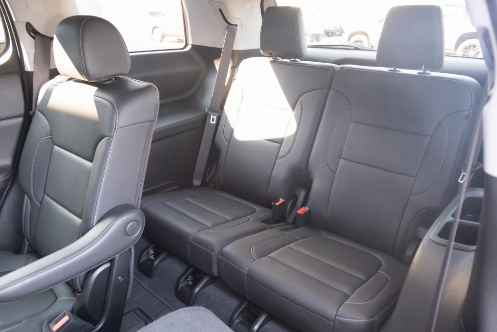 used 2023 GMC Acadia car, priced at $33,950