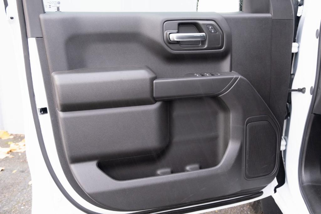 new 2026 Chevrolet Silverado 1500 car, priced at $41,195