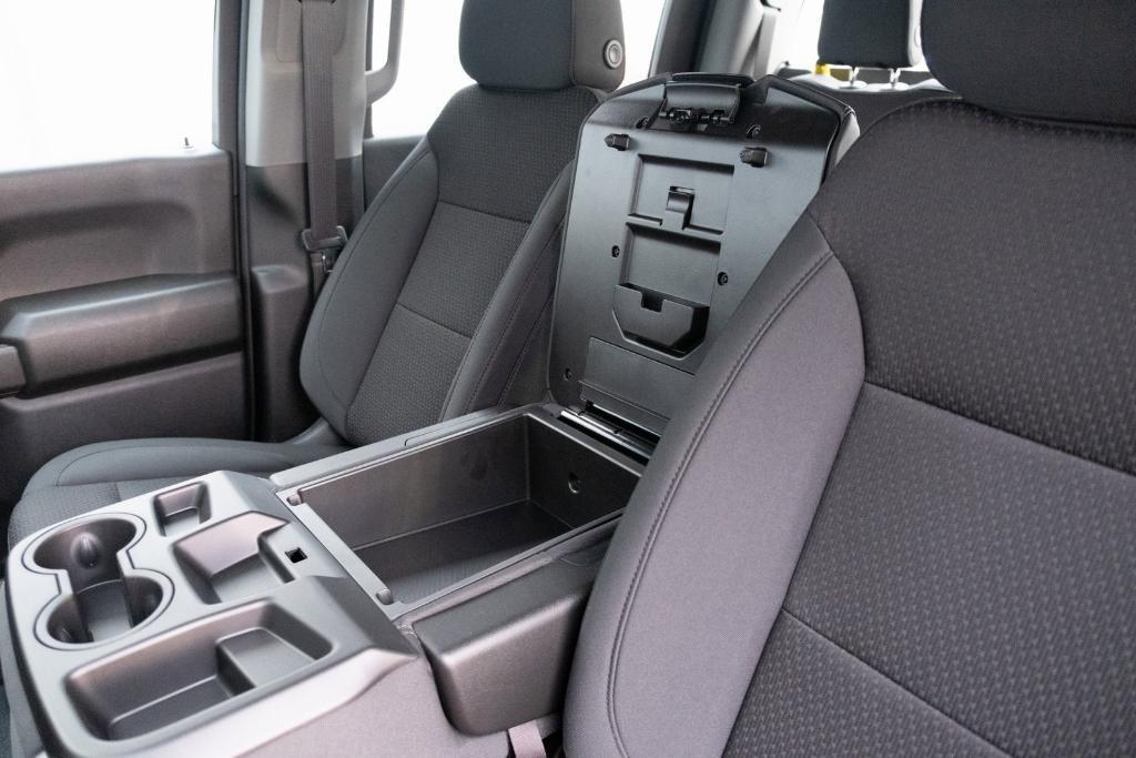 new 2026 Chevrolet Silverado 1500 car, priced at $41,195