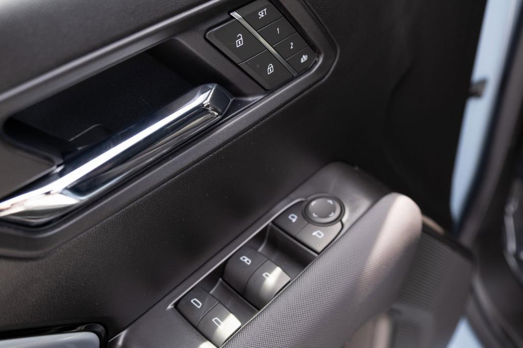 new 2025 Chevrolet Colorado car, priced at $46,960