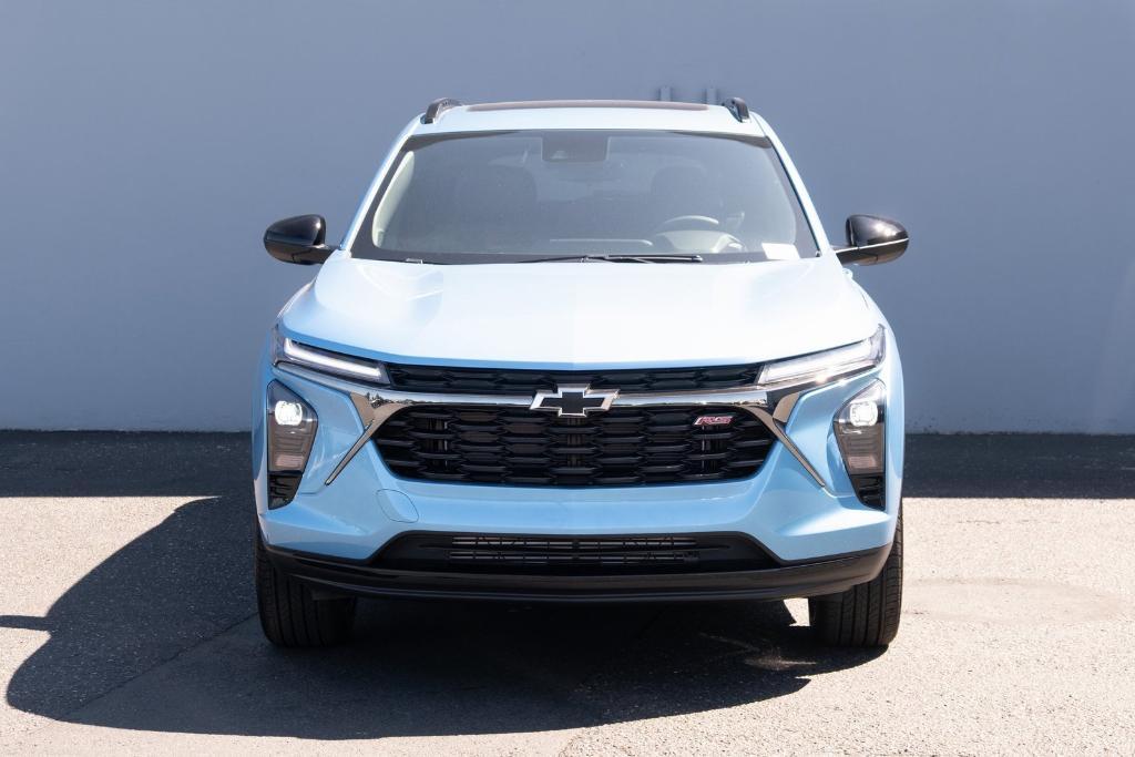 new 2025 Chevrolet Trax car, priced at $27,675