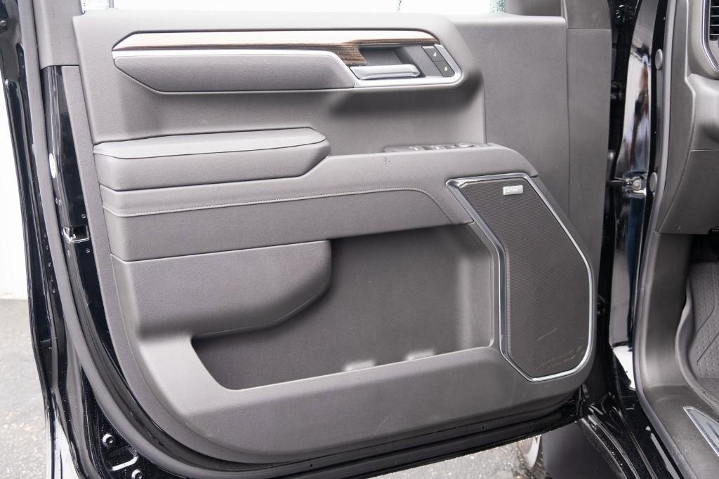 new 2025 Chevrolet Silverado 1500 car, priced at $57,000