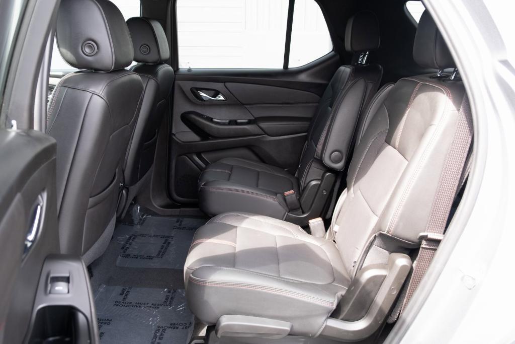 used 2023 Chevrolet Traverse car, priced at $39,985