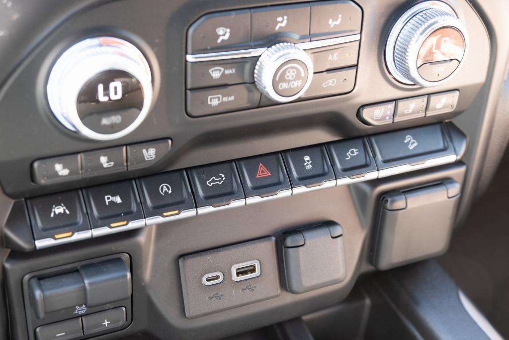used 2021 GMC Sierra 1500 car, priced at $47,161