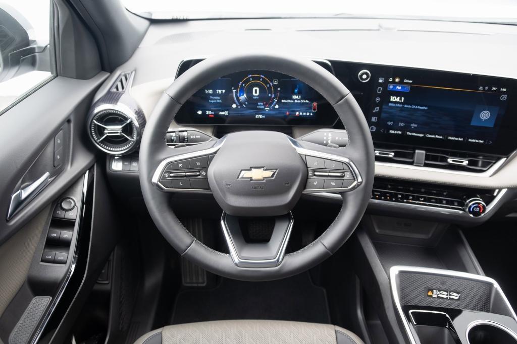 new 2025 Chevrolet Equinox car, priced at $35,725