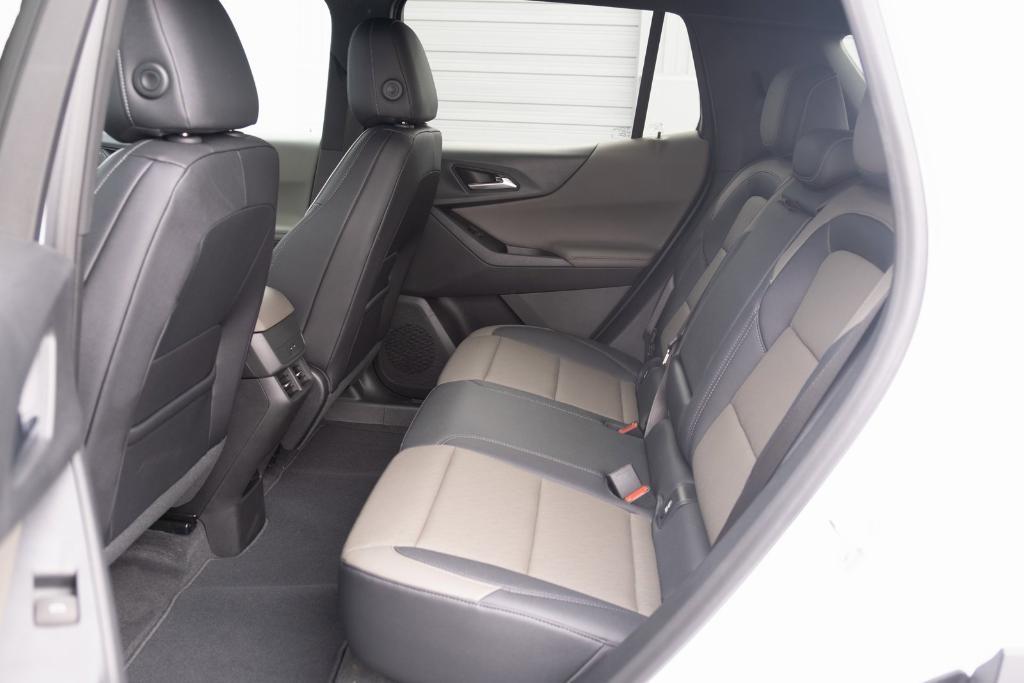 new 2025 Chevrolet Equinox car, priced at $35,725