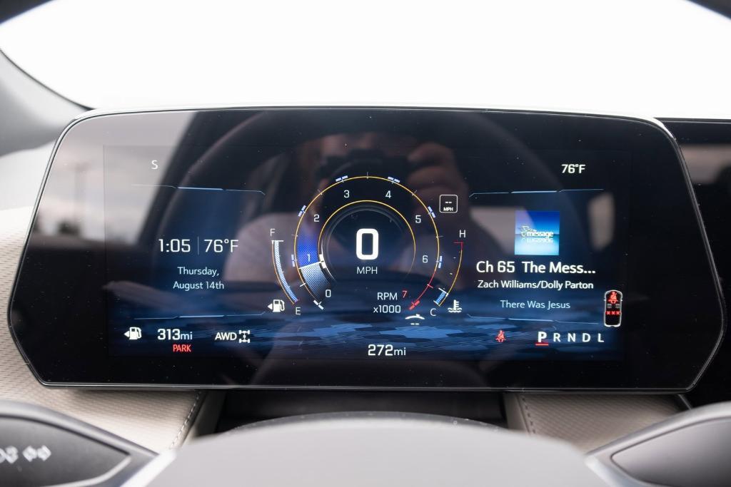 new 2025 Chevrolet Equinox car, priced at $35,725