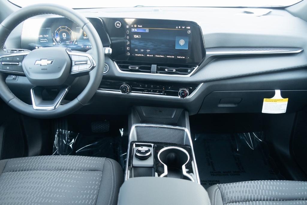 new 2026 Chevrolet Equinox car, priced at $29,415