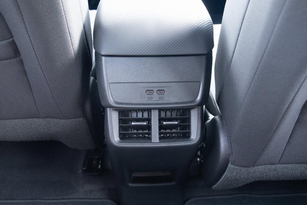 new 2026 Chevrolet Equinox car, priced at $29,415