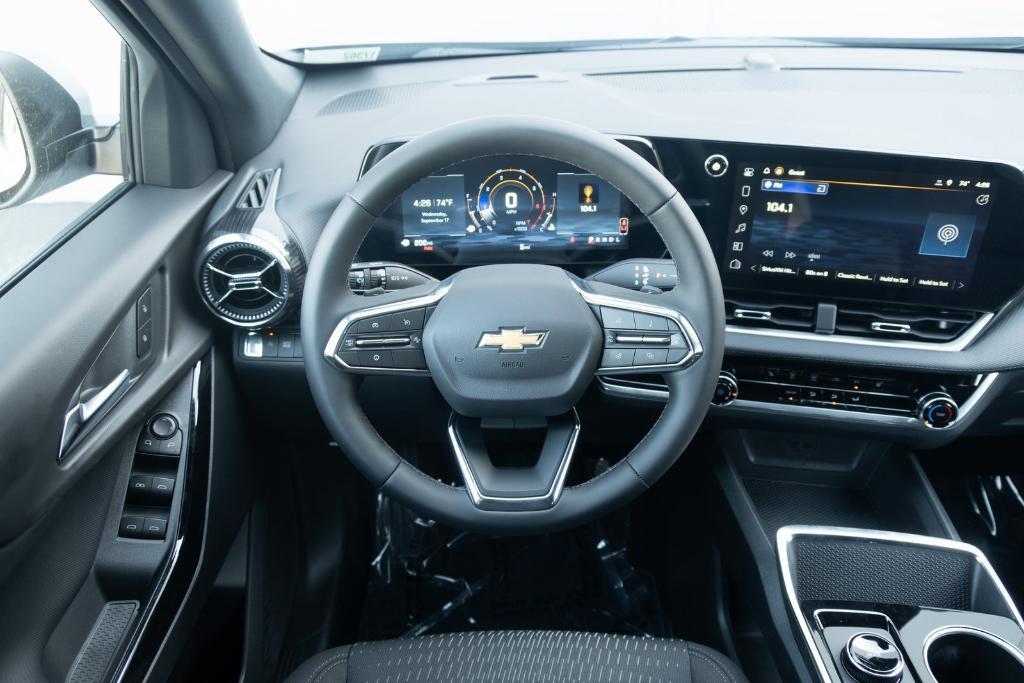 new 2026 Chevrolet Equinox car, priced at $29,415
