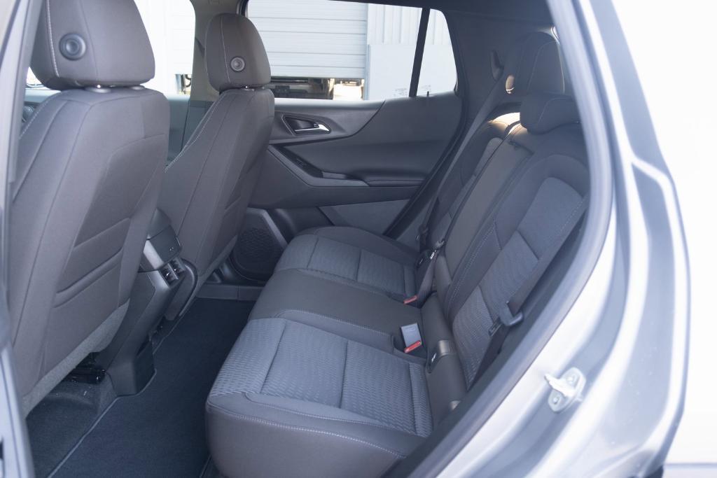 new 2026 Chevrolet Equinox car, priced at $29,415
