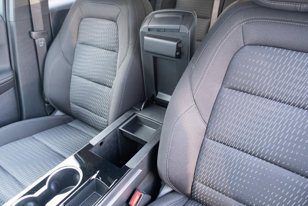 new 2026 Chevrolet Equinox car, priced at $29,415