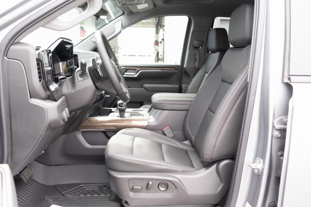new 2025 Chevrolet Silverado 1500 car, priced at $58,295