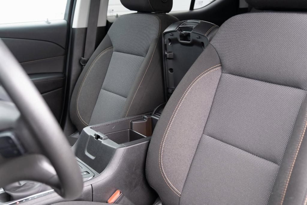 used 2021 Chevrolet Traverse car, priced at $27,850
