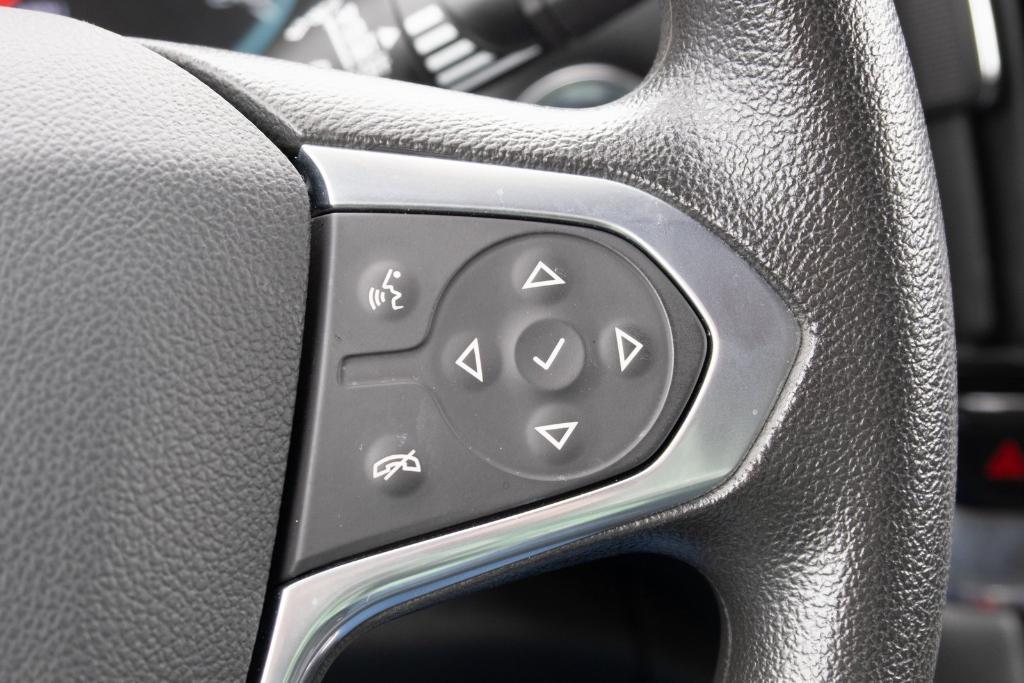 used 2021 Chevrolet Traverse car, priced at $27,850