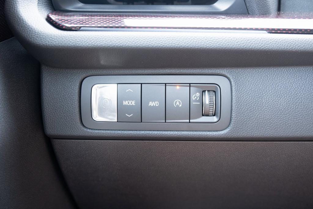 new 2026 Chevrolet Traverse car, priced at $59,790