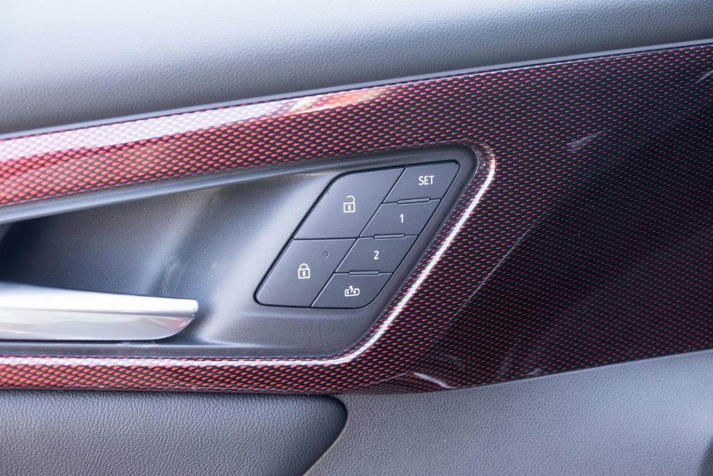 new 2026 Chevrolet Traverse car, priced at $59,790