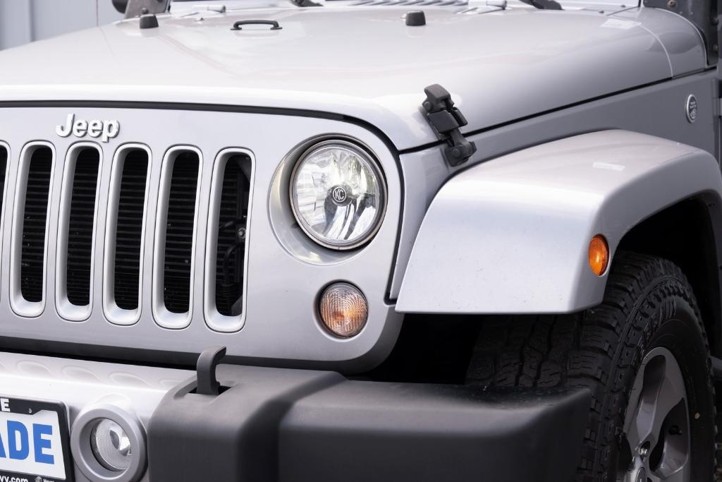 used 2016 Jeep Wrangler Unlimited car, priced at $15,899