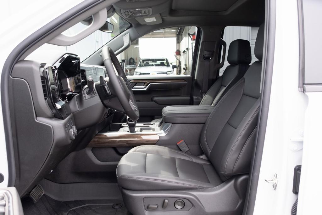 new 2025 Chevrolet Silverado 1500 car, priced at $55,505